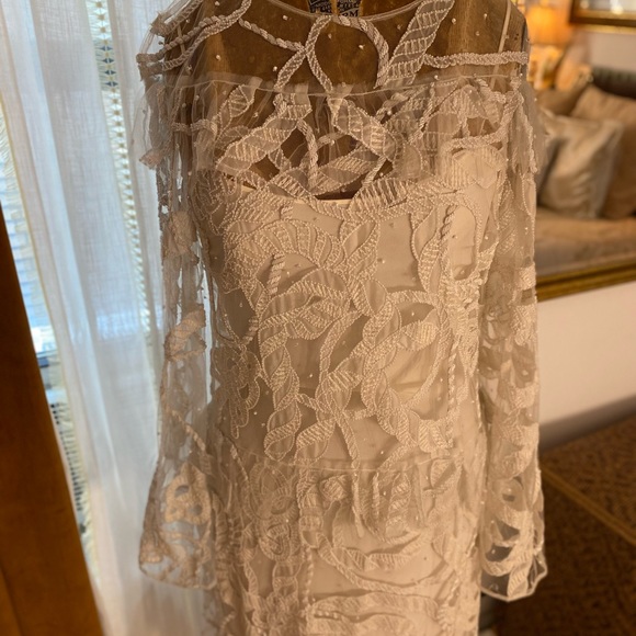 Burberry Cocktail Wedding Dress - Picture 2 of 11